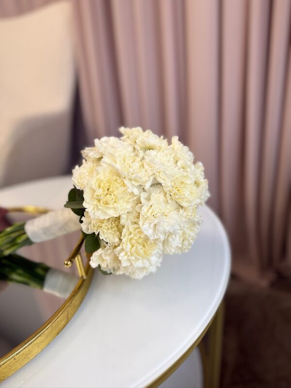 Jaunosios - puokštė - Gvazdikų - Elegancija - 3