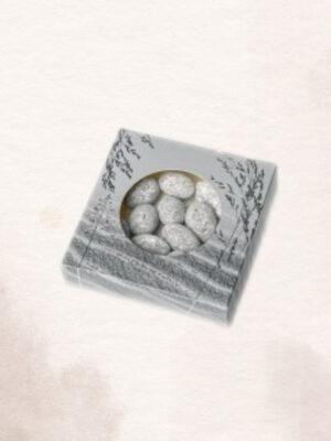 Migdolai grietinėlės skonio šokolade