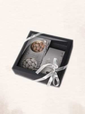 Dovanų rinkinys su arbata ir migdolais