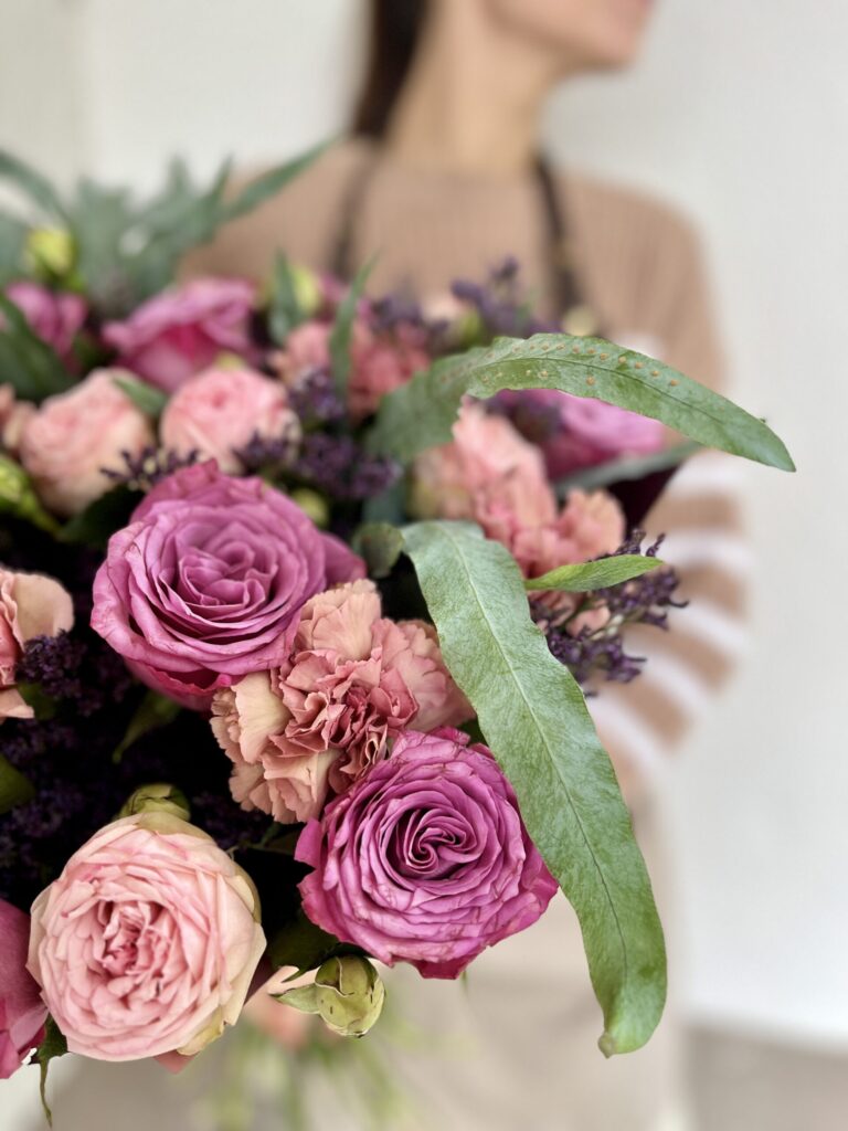 Gėlių puokštė „Alyvinė svaja“ - Image 4