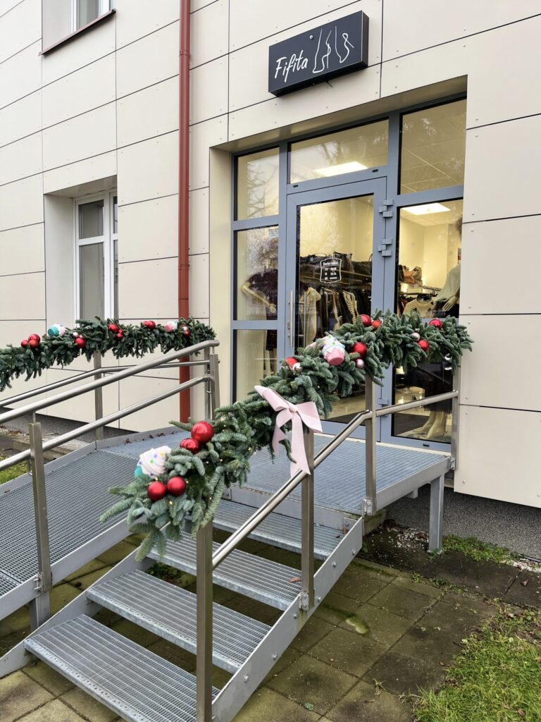 Kalėdinis fasado dekoras „Subtilios Kalėdos“